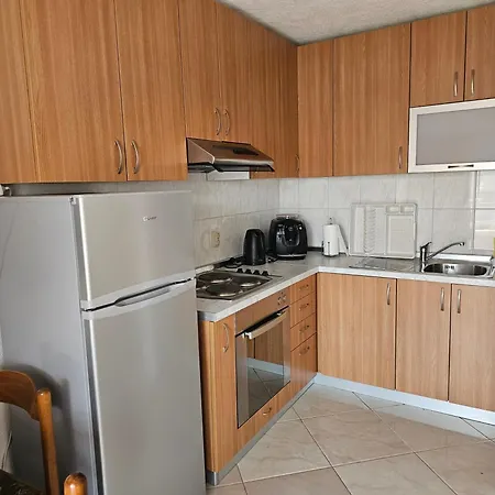 Ivan アパート Tribalj